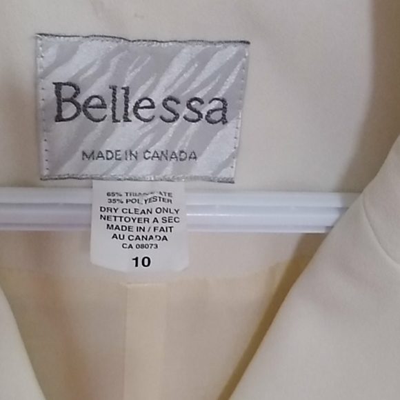 Ballessa Cream jacket. - Picture 2 of 3